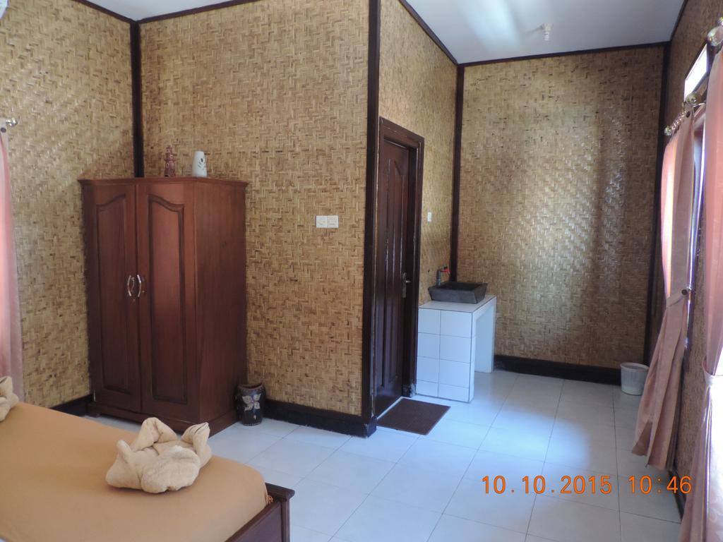 Yaya Bungalows Blue Coral Gili Meno Habitación foto