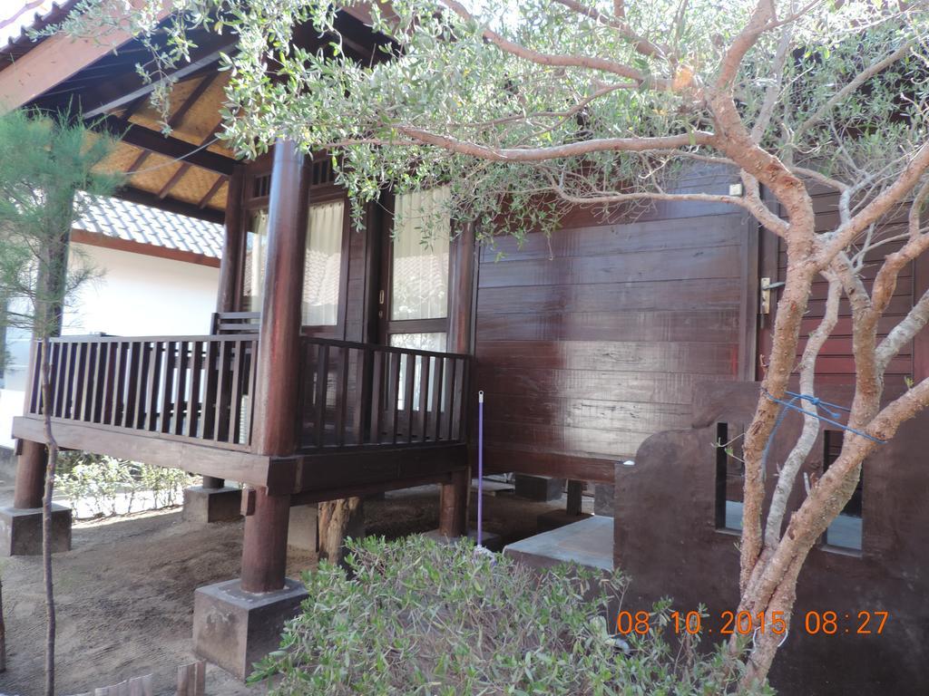 Yaya Bungalows Blue Coral Gili Meno Habitación foto